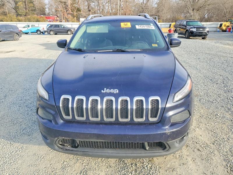 Photo 5 from auction – 2015 JEEP CHEROKEE with VIN 1C4PJLCB7FW637449