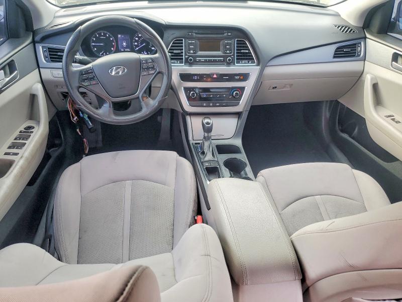Photo 8 from auction – 2017 HYUNDAI SONATA SE with VIN 5NPE24AF7HH585622