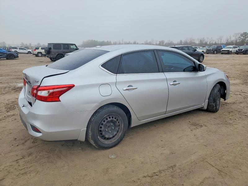 Photo 3 from auction – 2017 NISSAN SENTRA with VIN 3N1AB7AP1HY209500