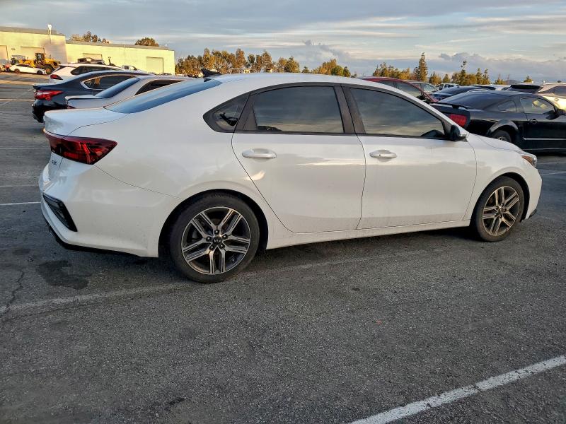 Photo 3 from auction – 2019 KIA FORTE EX with VIN 3KPF54AD0KE088398