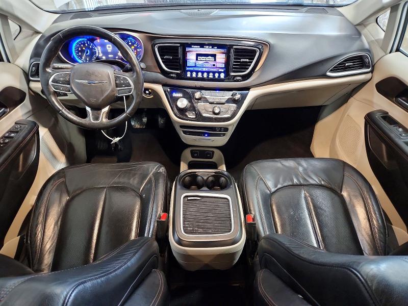 Photo 8 from auction – 2017 CHRYSLER PACIFICA with VIN 2C4RC1EG0HR788547
