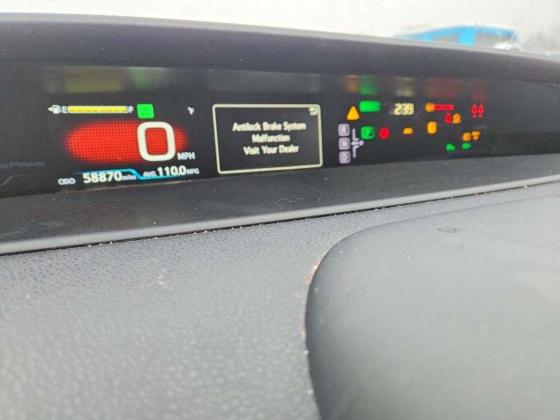 Photo 9 from auction – 2017 TOYOTA PRIUS PRIM with VIN JTDKARFP1H3002820