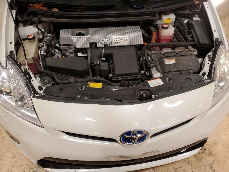 Photo 11 from auction – 2015 TOYOTA PRIUS with VIN JTDKN3DU9F0434175