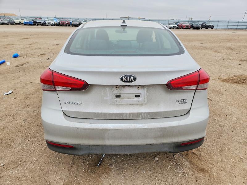Photo 6 from auction – 2018 KIA FORTE with VIN 3KPFL4A78JE274818