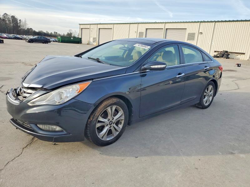HYUNDAI SONATA SE 2013 with VIN 5NPEC4AC9DH716367 - Photo from auction