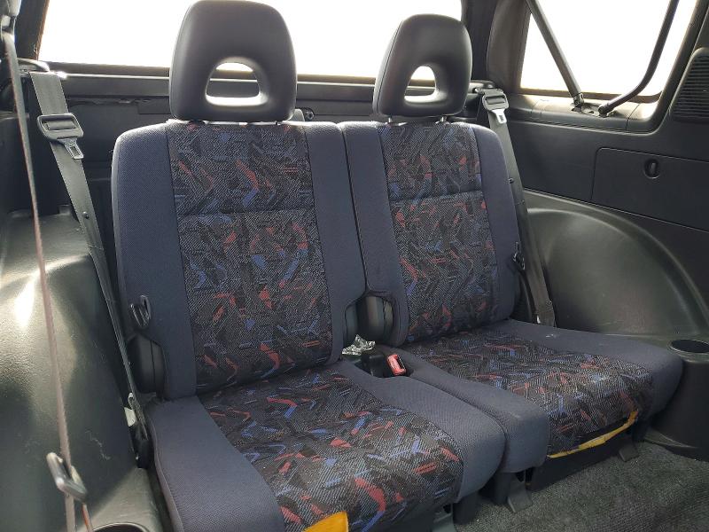 Photo 10 from auction – 1999 TOYOTA RAV4 with VIN JT3XP10V4X0018477
