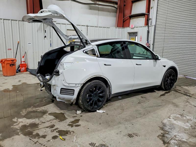 Photo 3 from auction – 2022 TESLA MODEL Y with VIN 7SAYGDEE3NF417585