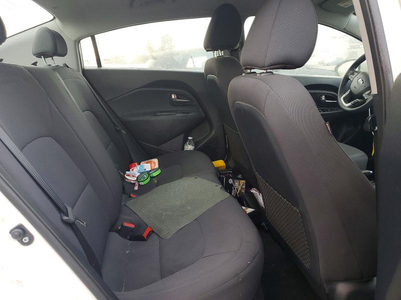 Photo 10 from auction – 2015 KIA RIO EX with VIN KNADN4A34F6466617
