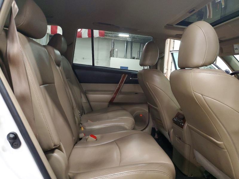 Photo 11 from auction – 2012 TOYOTA HIGHLANDER with VIN 5TDDK3EH2CS173001