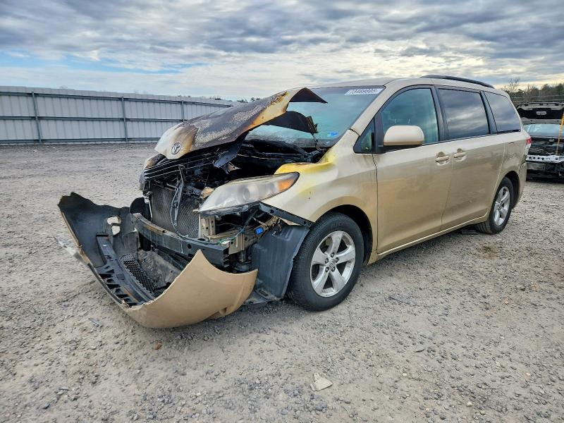 TOYOTA SIENNA 2013 with VIN 5TDKK3DC5DS367424 - Photo from auction