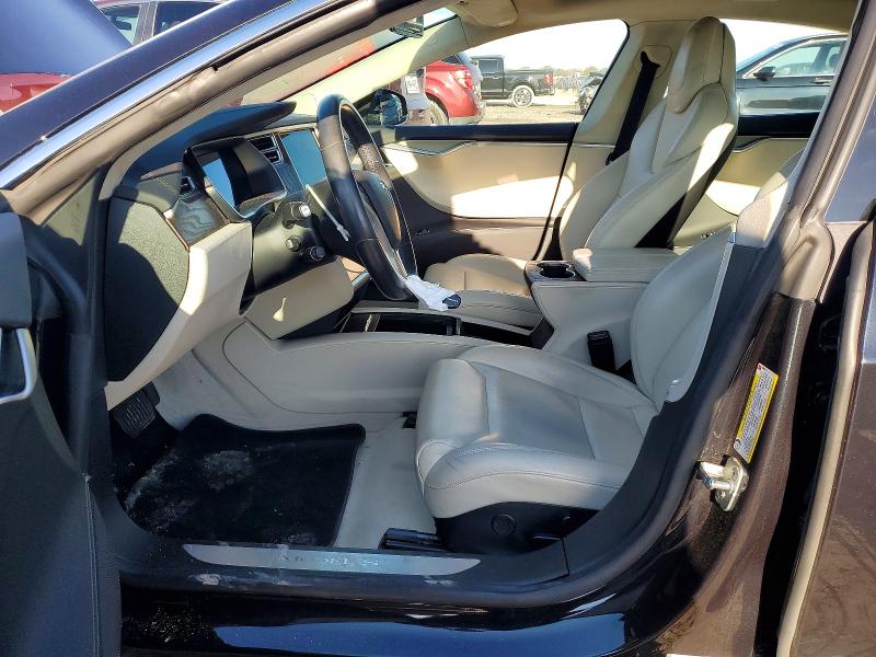 Photo 7 from auction – 2017 TESLA MODEL S with VIN 5YJSA1E28HF229870