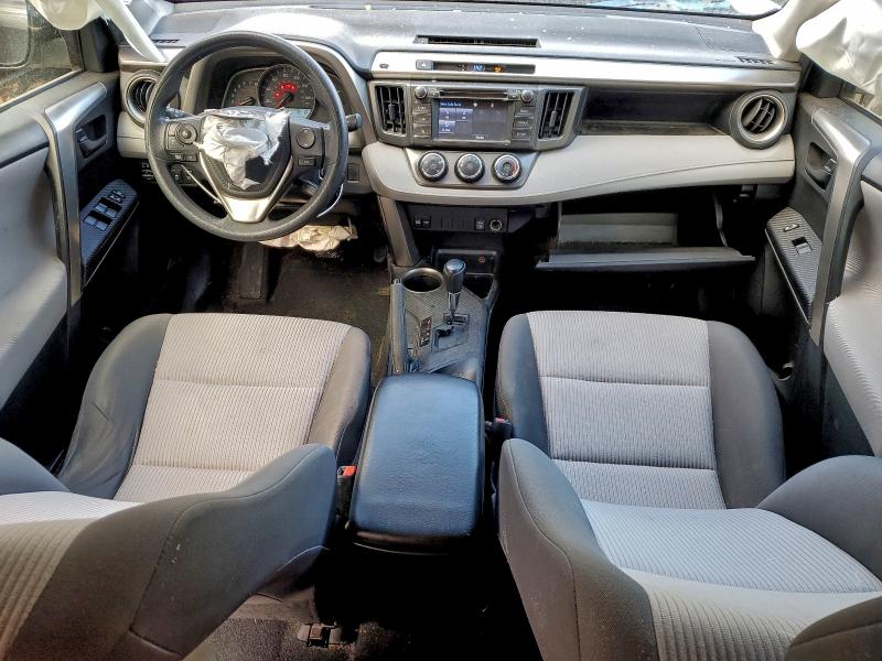 Photo 8 from auction – 2015 TOYOTA RAV4 LE with VIN JTMBFREV0FJ050058