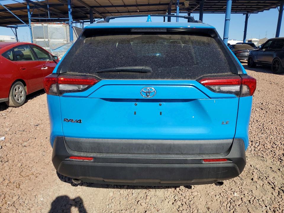 Photo 6 from auction – 2021 TOYOTA RAV4 with VIN 2T3H1RFV7MW175211