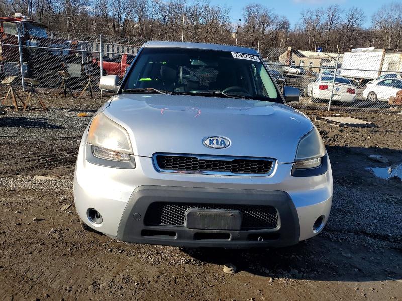 Photo 5 from auction – 2010 KIA SOUL + with VIN KNDJT2A24A7116687