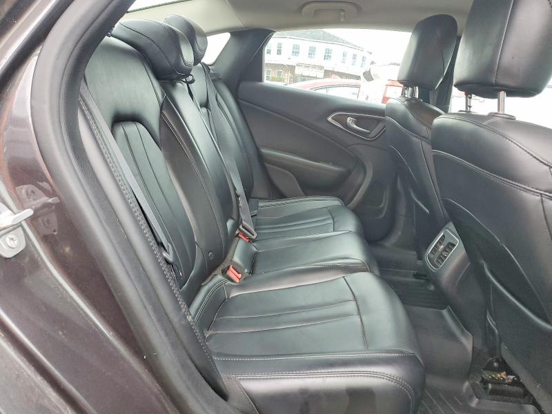 Photo 10 from auction – 2015 CHRYSLER 200 C with VIN 1C3CCCCG3FN740303