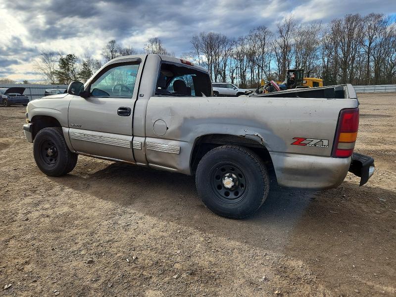 Photo 2 from auction – 2002 CHEVROLET SILVERADO with VIN 1GCEK14V52Z339203