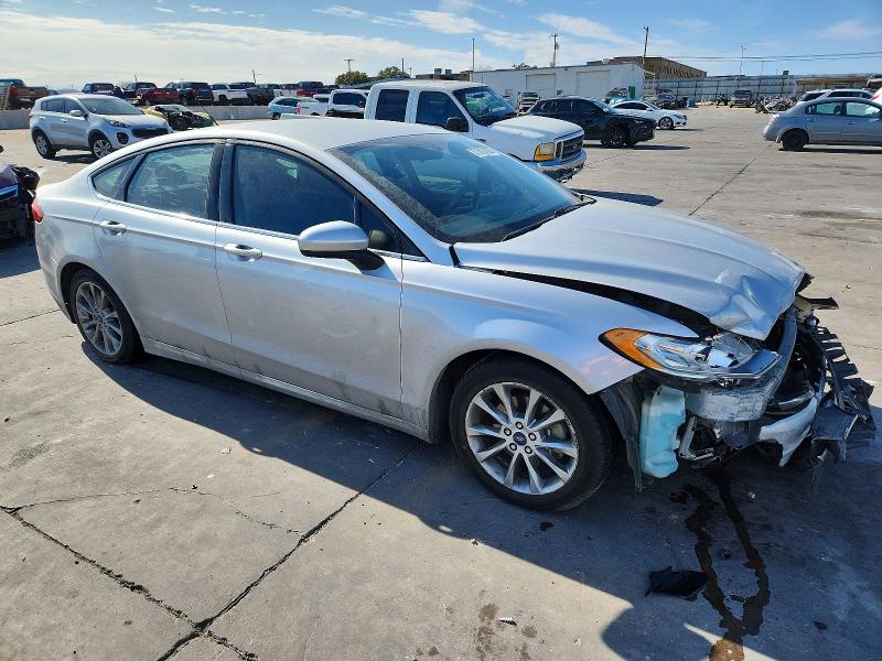 Photo 4 from auction – 2017 FORD FUSION SE with VIN 3FA6P0HD4HR366848