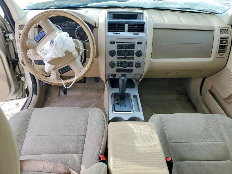 Photo 8 from auction – 2010 FORD ESCAPE with VIN 1FMCU0D74AKD10596