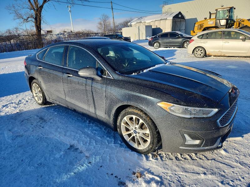 Photo 4 from auction – 2020 FORD FUSION TIT with VIN 3FA6P0SUXLR157650