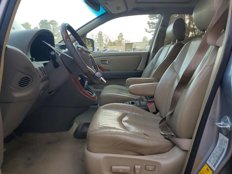 Photo 7 from auction – 2002 LEXUS RX 300 with VIN JTJHF10U820246112