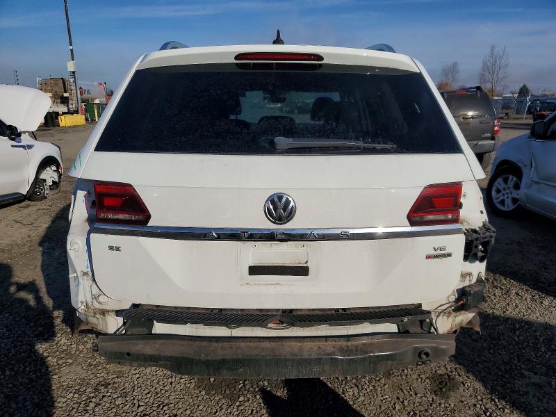 Photo 6 from auction – 2018 VOLKSWAGEN ATLAS SE with VIN 1V2LR2CA7JC559076