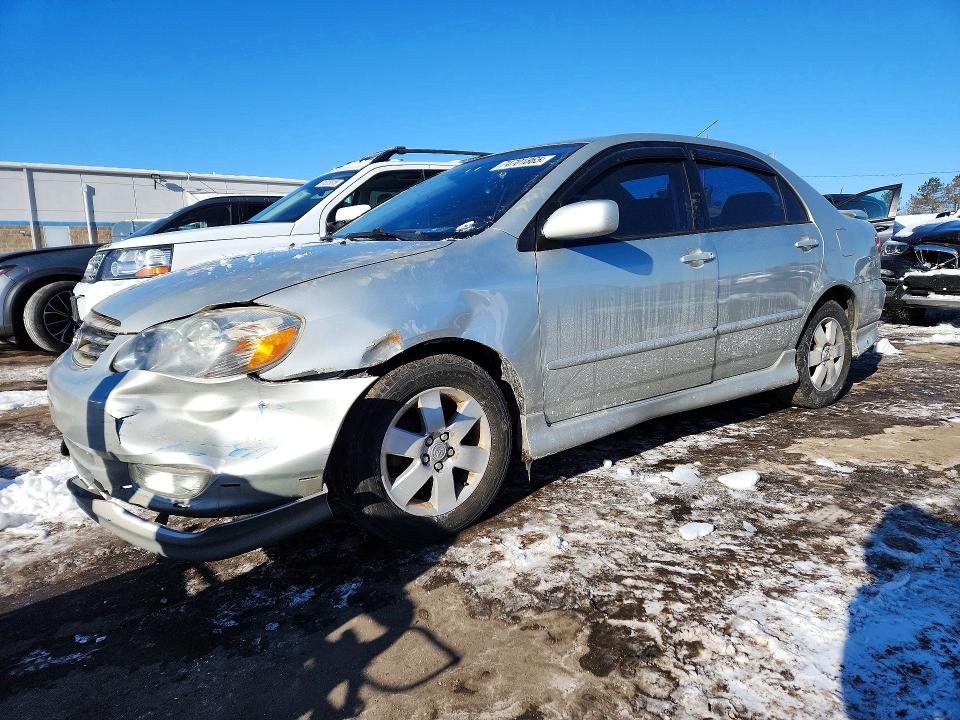 TOYOTA COROLLA CE 2004 with VIN 2T1BR32E14C209218 - Photo from auction