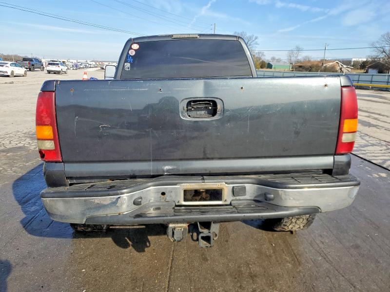 Photo 6 from auction – 2003 CHEVROLET SILVERADO with VIN 2GCEK19T931207529