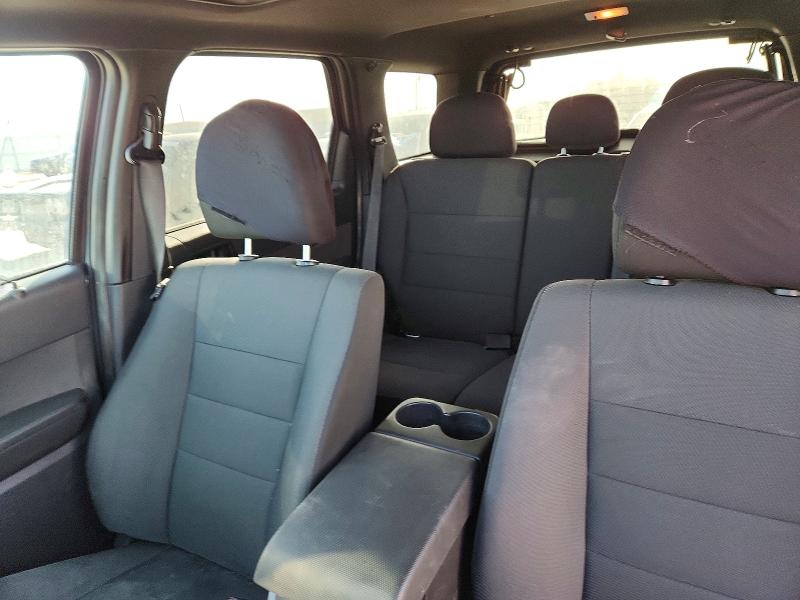 Photo 10 from auction – 2010 FORD ESCAPE with VIN 1FMCU9DG8AKC72200