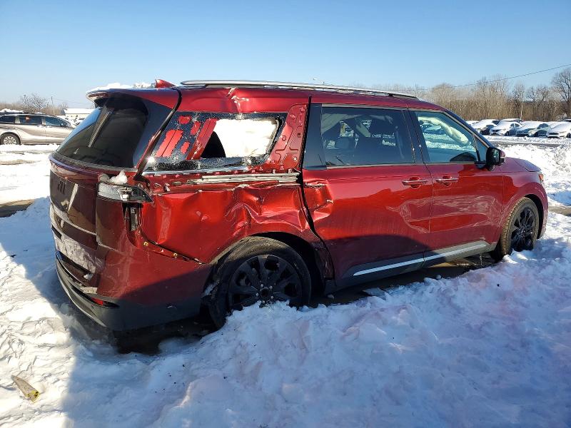 Photo 3 from auction – 2024 KIA CARNIVAL with VIN KNDNE5H34R6399315