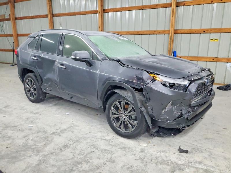 Photo 4 from auction – 2024 TOYOTA RAV4 with VIN JTMD6RFV6RD148196