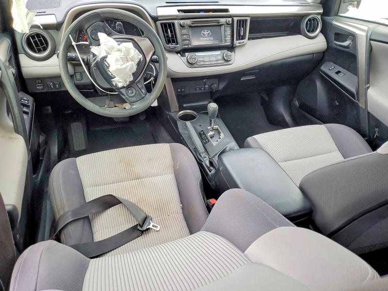 Photo 8 from auction – 2015 TOYOTA RAV4 with VIN JTMRFREVXFD101546
