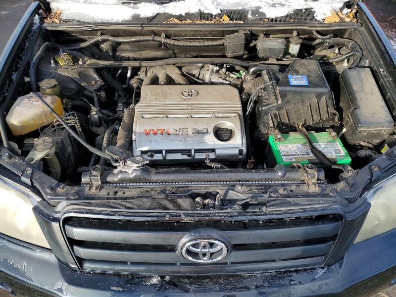 Photo 12 from auction – 2005 TOYOTA HIGHLANDER with VIN JTEEP21A150068136