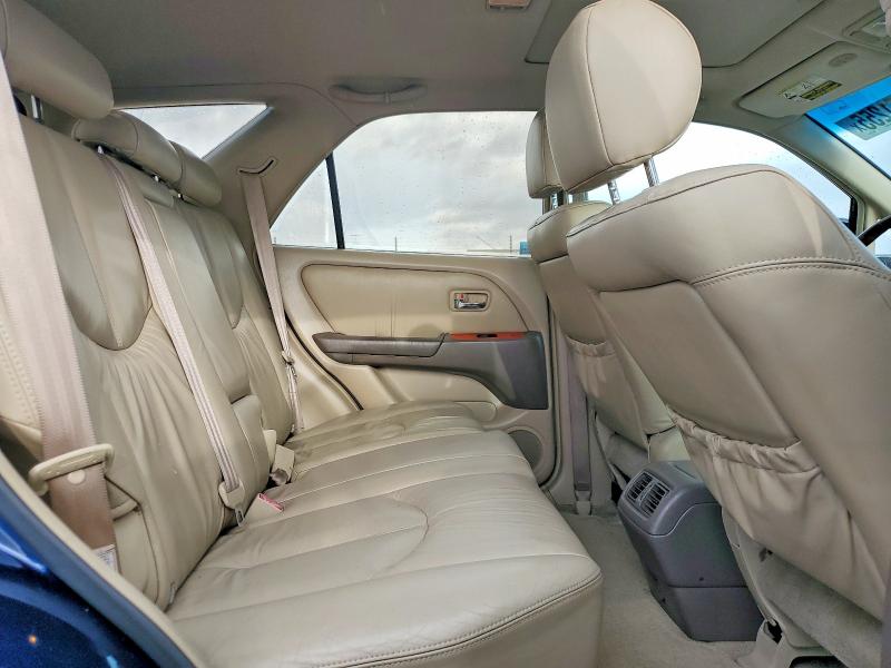 Photo 11 from auction – 2002 LEXUS RX 300 with VIN JTJGF10U520121192