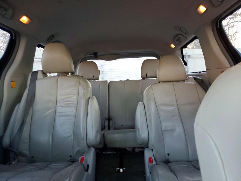 Foto 10 de la subasta – 2013 TOYOTA SIENNA XLE con VIN 5TDDK3DC8DS056045