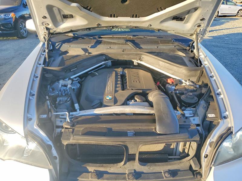 Photo 12 from auction – 2013 BMW X5 XDRIVE3 with VIN 5UXZV4C52D0G57073