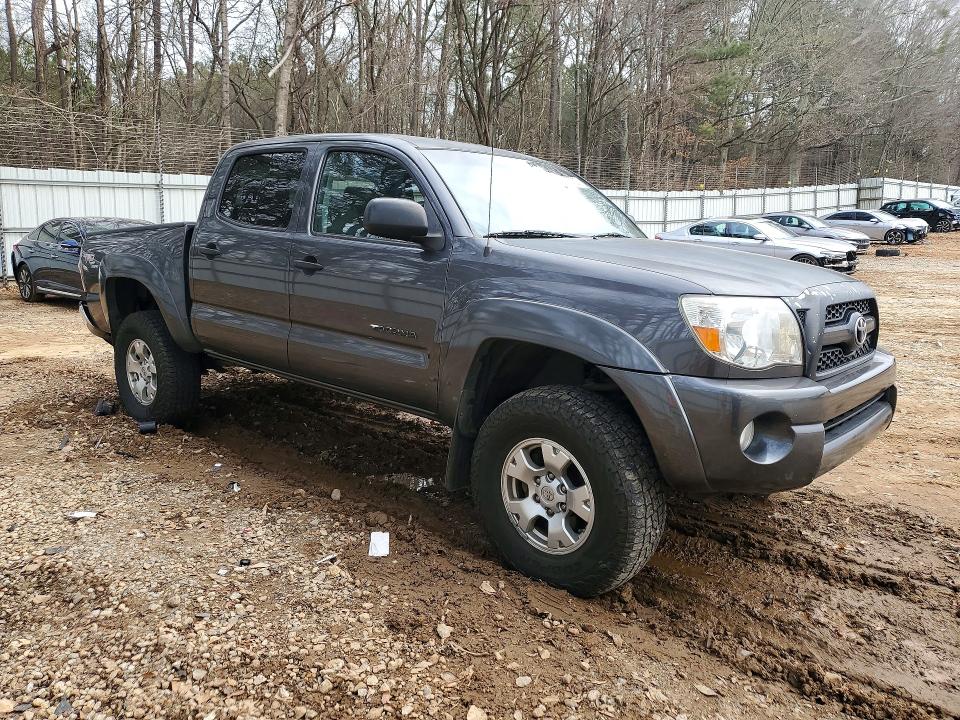 Photo 4 from auction – 2010 TOYOTA TACOMA DOU with VIN 5TELU4EN9AZ748809