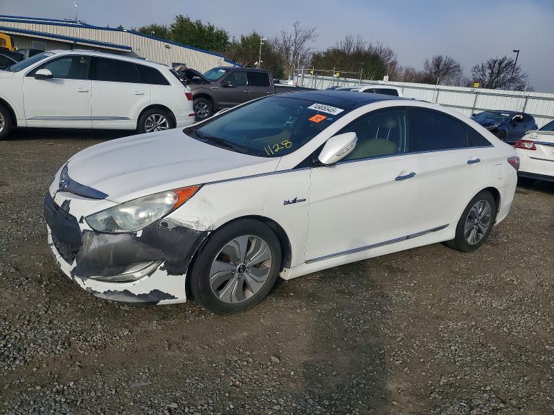 HYUNDAI SONATA HYB 2014 with VIN KMHEC4A42EA107117 - Photo from auction