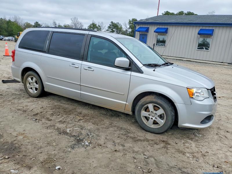 Photo 4 from auction – 2011 DODGE GRAND CARA with VIN 2D4RN3DG2BR756152