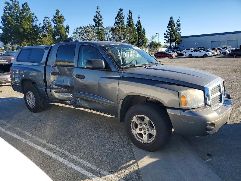 Photo 4 from auction – 2005 DODGE DAKOTA QUA with VIN 1D7HE48N95S168636