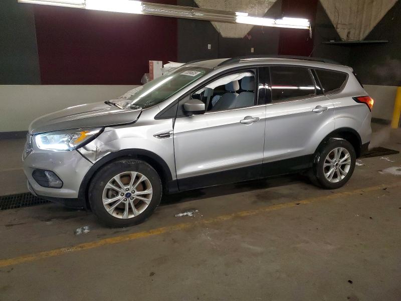 FORD ESCAPE SE 2017 with VIN 1FMCU9GD9HUD27401 - Photo from auction