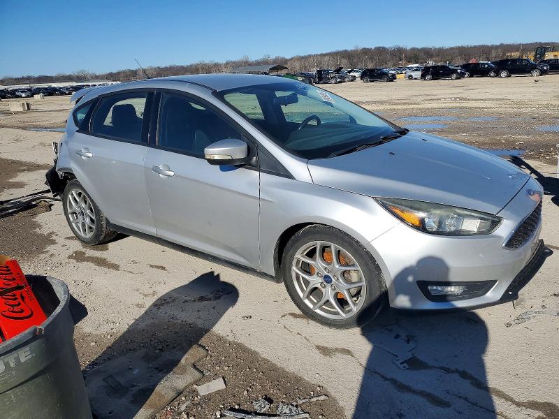 Photo 4 from auction – 2015 FORD FOCUS SE with VIN 1FADP3K2XFL326530
