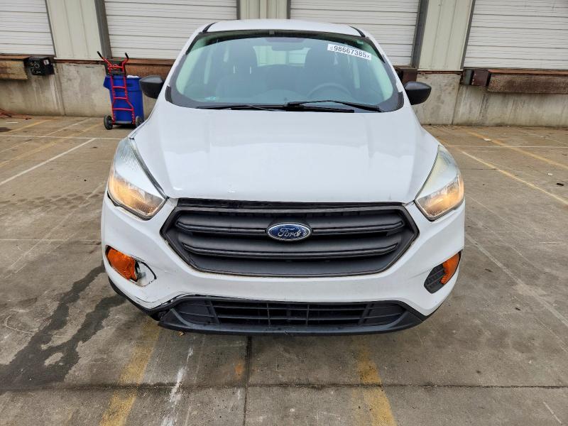 Photo 5 from auction – 2017 FORD ESCAPE S with VIN 1FMCU0F76HUE04507
