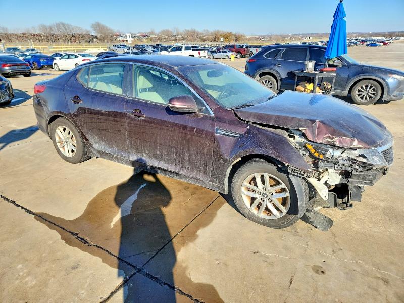 Photo 4 from auction – 2011 KIA OPTIMA LX with VIN KNAGM4A78B5161379