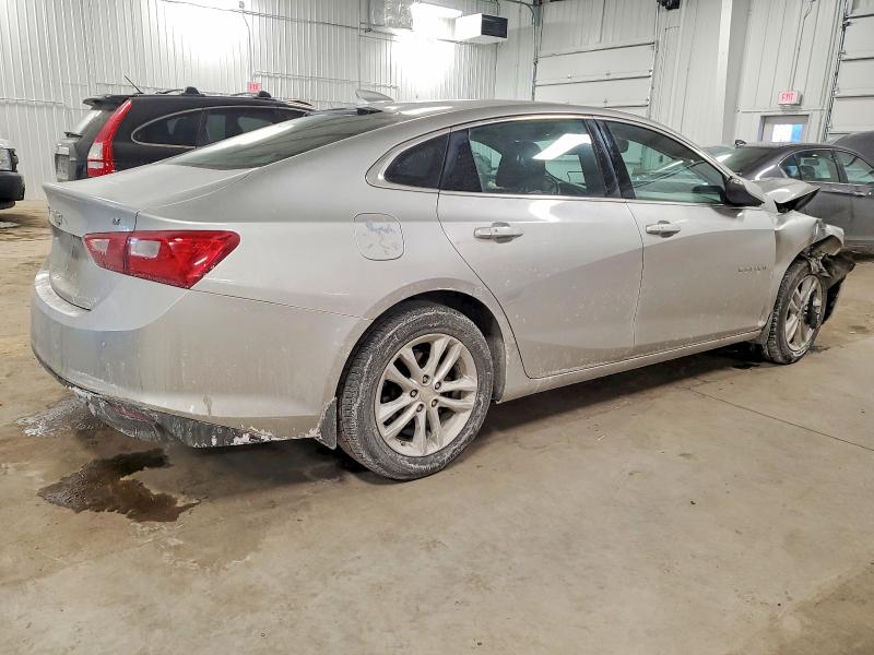Photo 3 from auction – 2016 CHEVROLET MALIBU with VIN 1G1ZE5ST2GF196276