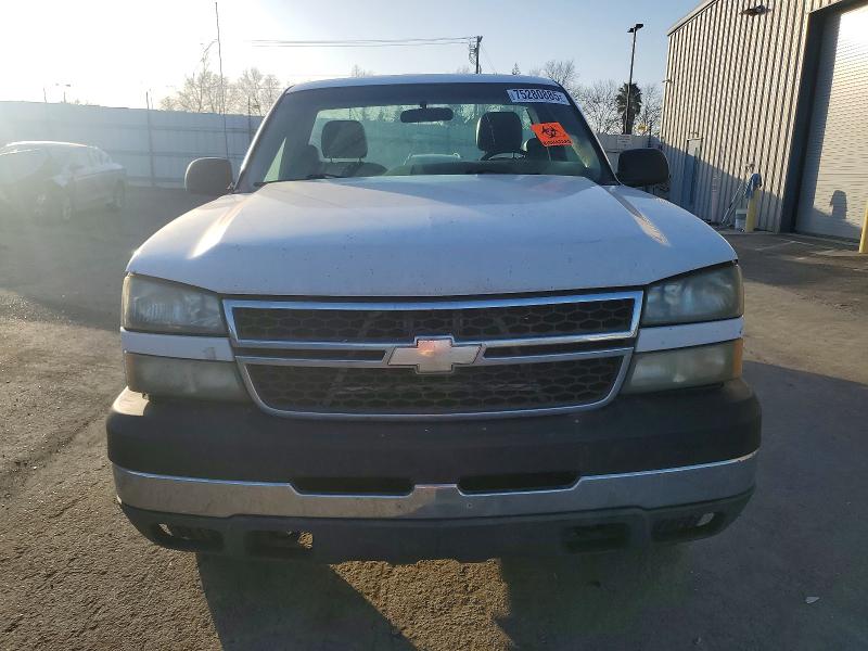 Photo 5 from auction – 2006 CHEVROLET SILVERADO with VIN 1GCHC24UX6E123464