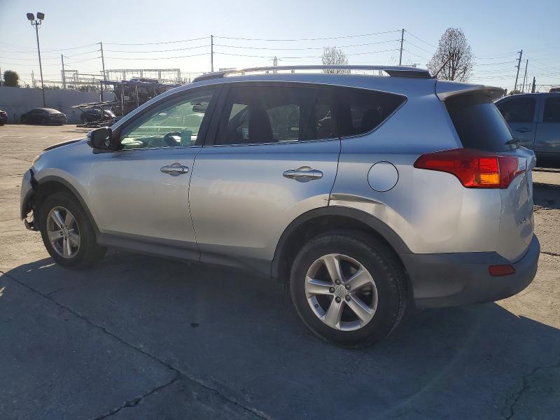 Zdjęcie 2 z aukcji – 2013 TOYOTA RAV4 XLE z VIN 2T3WFREV3DW017054