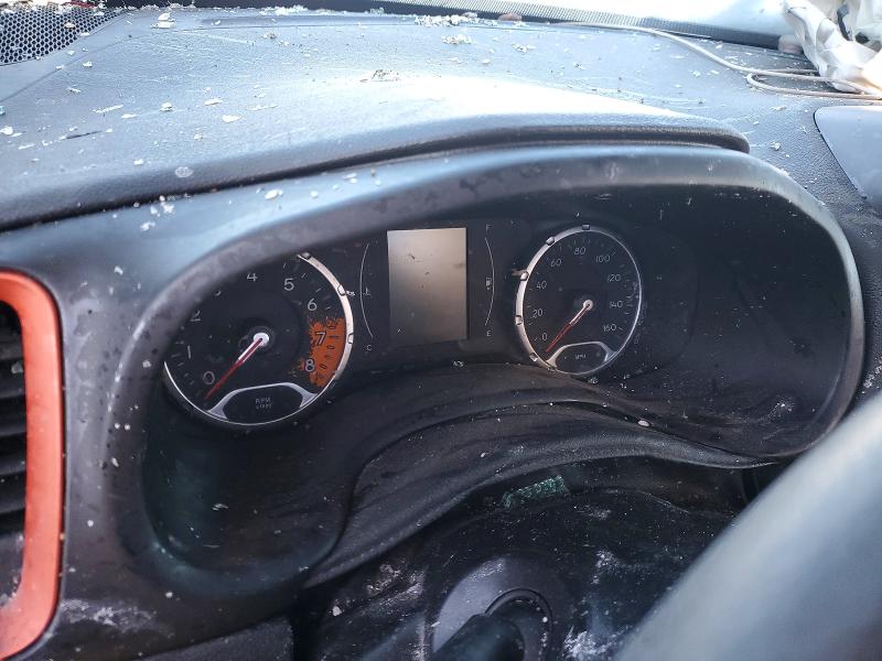 Photo 9 from auction – 2018 JEEP RENEGADE with VIN ZACCJBAB4JPJ07230