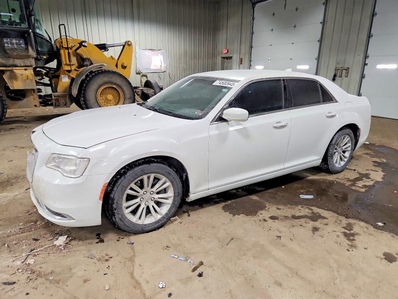 CHRYSLER 300 LIMITE 2017 with VIN 2C3CCAAG2HH521691 - Photo from auction