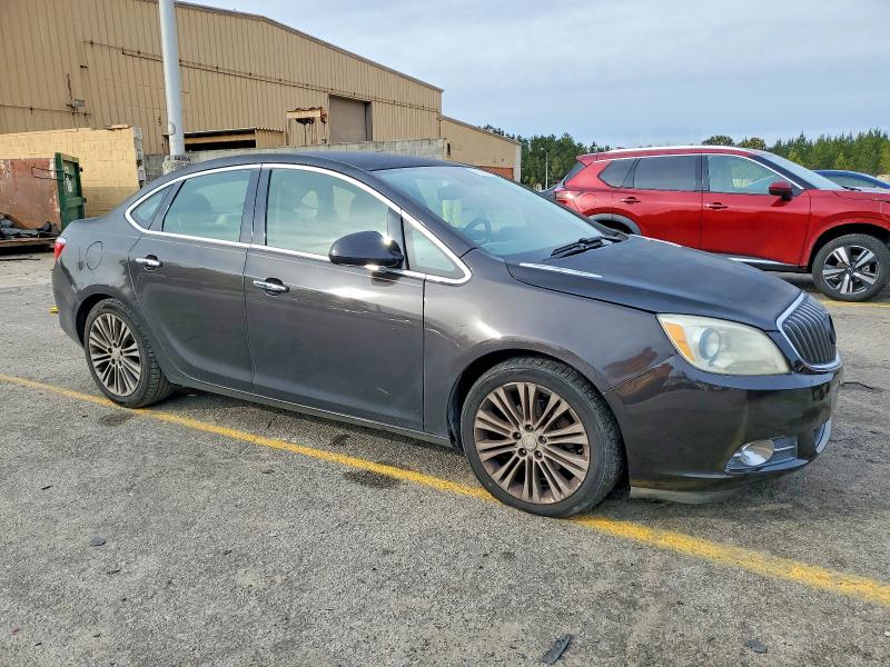 Photo 4 from auction – 2013 BUICK VERANO with VIN 1G4PP5SK9D4256153