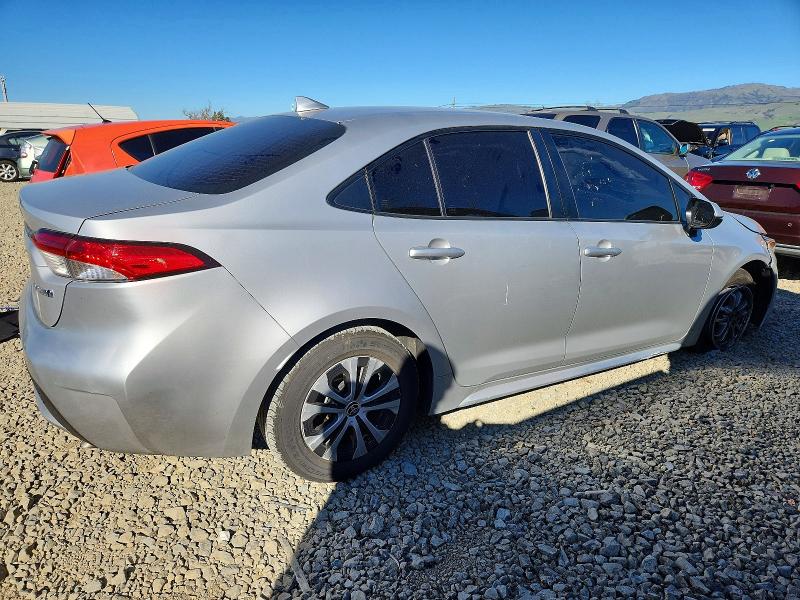 Photo 3 from auction – 2021 TOYOTA COROLLA with VIN JTDEAMDE4MJ024723